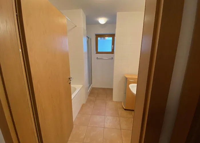 Christina 3 By Smr - Close To Gondola And Appartement *